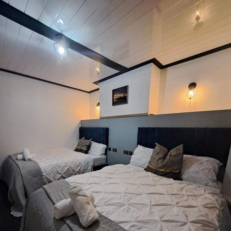 Family With Hot Tub , Family Groups Only Casa vacanze Blackpool